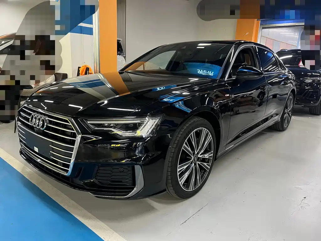 Audi A6L 2022