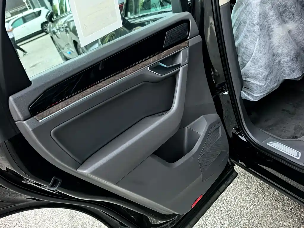 Volkswagen Touareg 2026 3.0TSI Sport