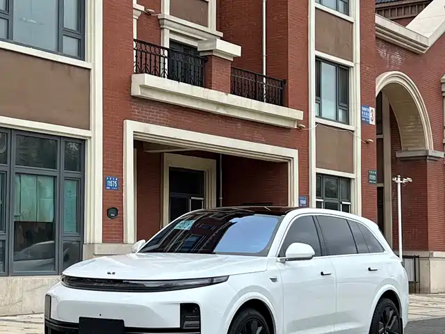 Li Auto L7