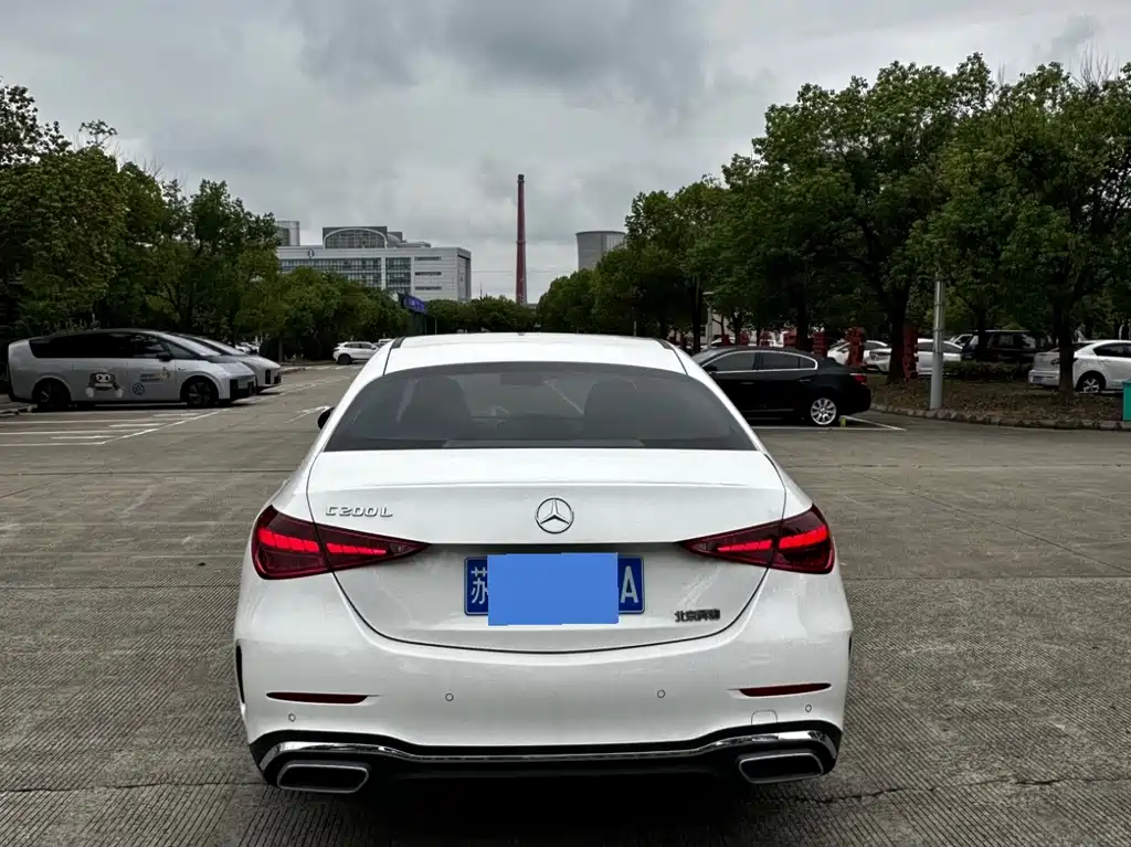 Mercedes-Benz C-Class — миниатюра 6