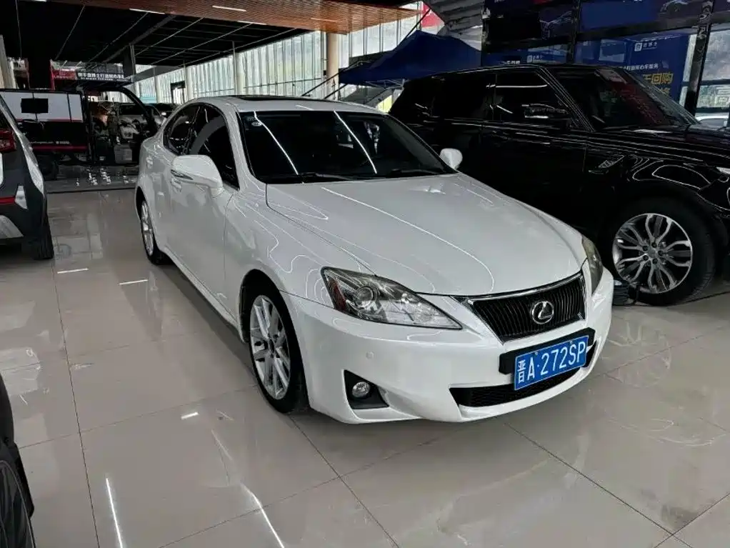 Lexus IS — миниатюра 3