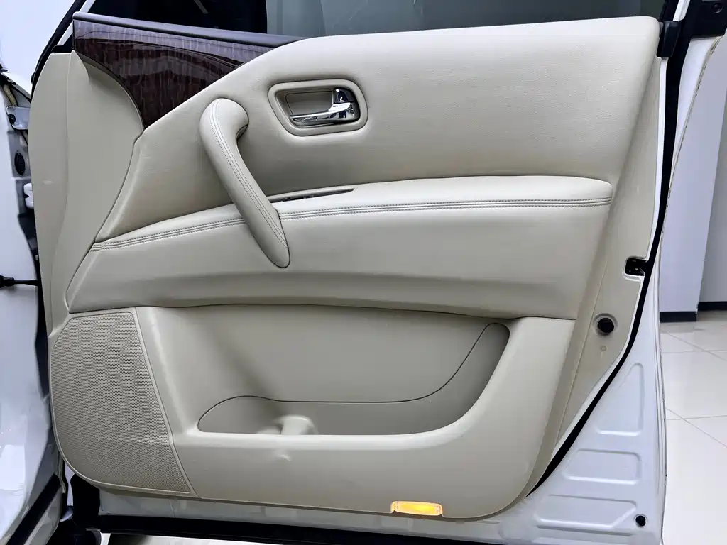 Nissan Patrol 2018 4.0L