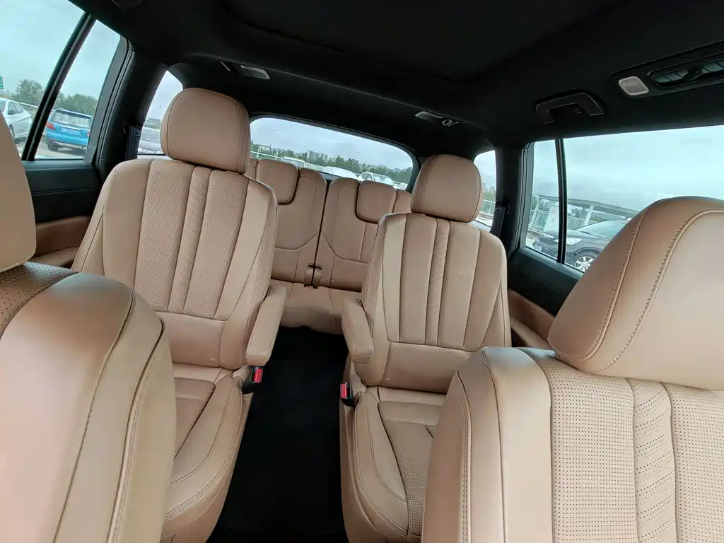 Li Auto Li ONE — миниатюра 13