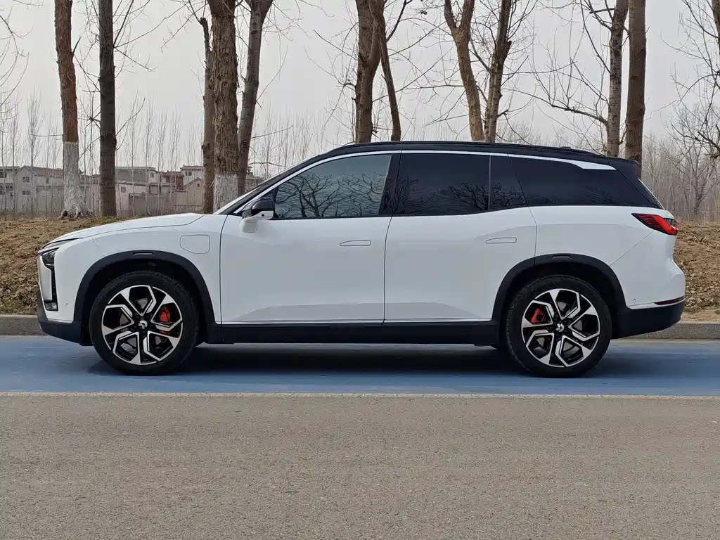 NIO NIO ES8