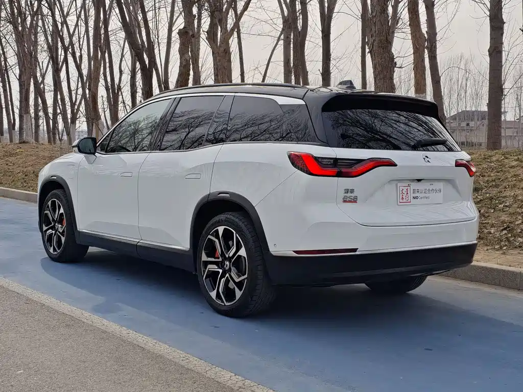 NIO NIO ES8