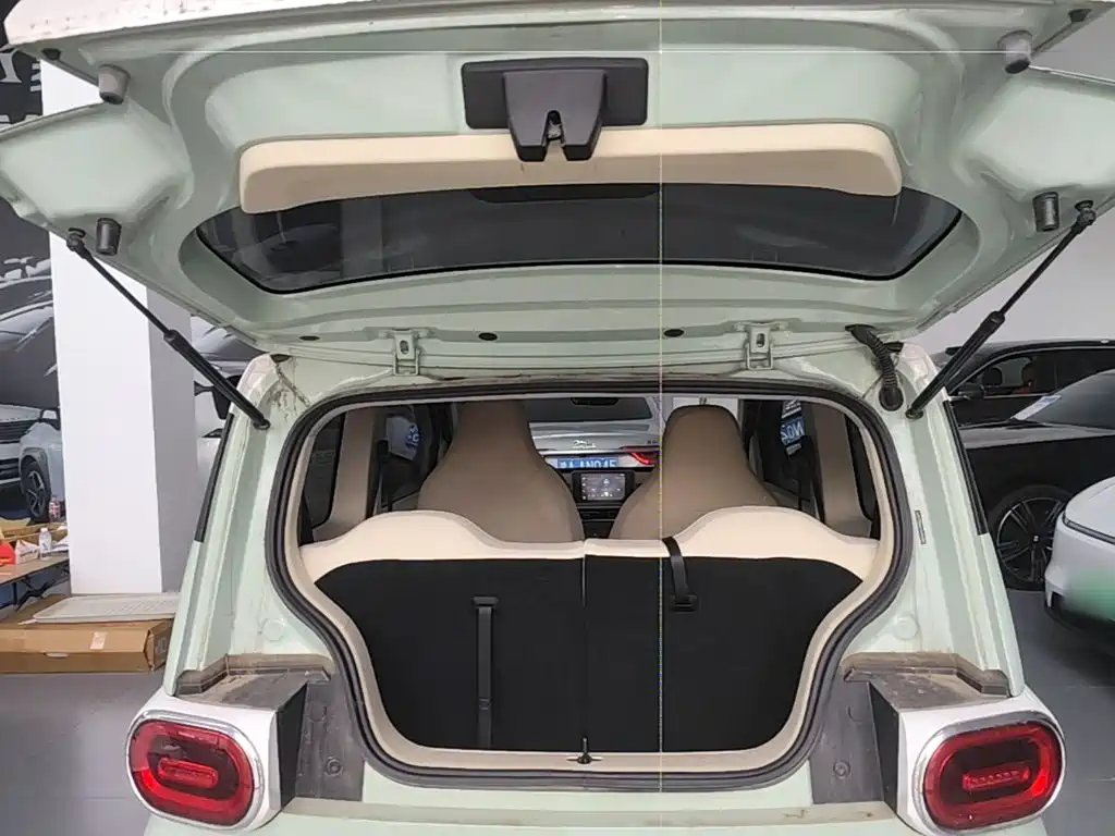 Wuling MINIEV — миниатюра 19
