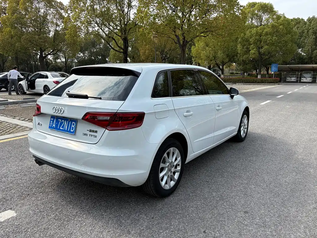 Audi A3 2014 Sportback 35 TFSI AT