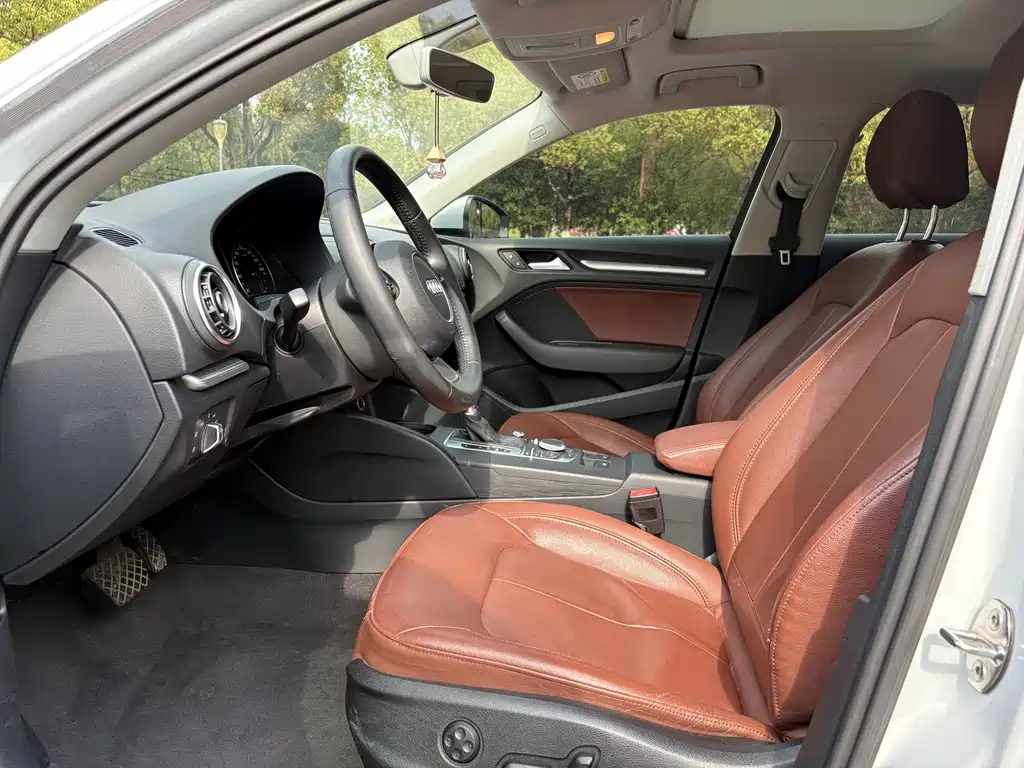 Audi A3 2014 Sportback 35 TFSI AT