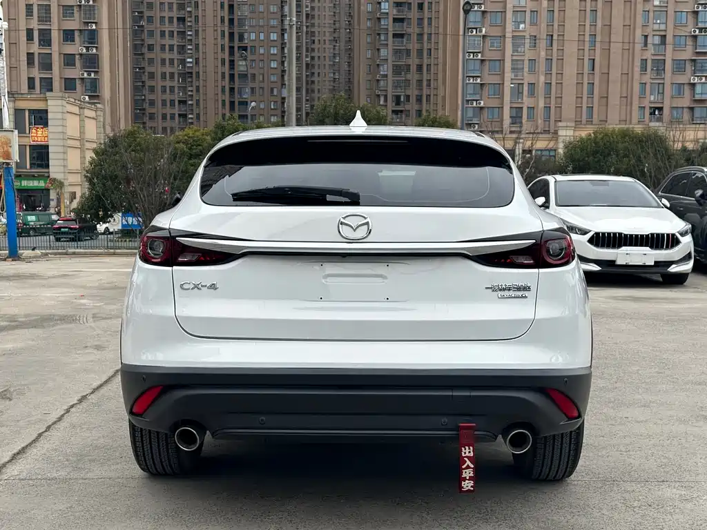 MAZDA CX 4