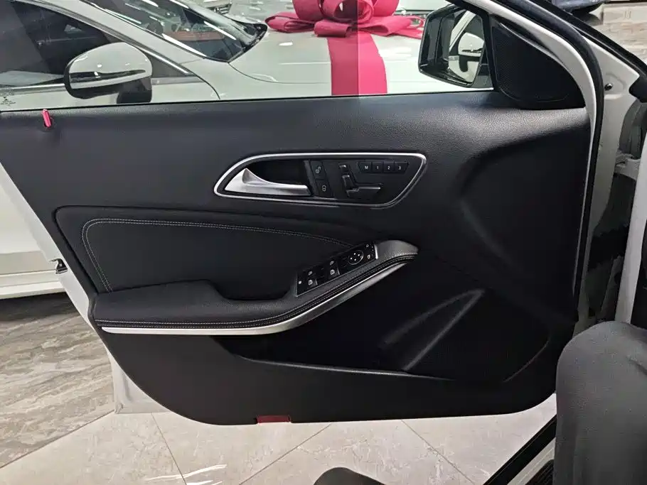 Mercedes-Benz GLA 2016 GLA 200