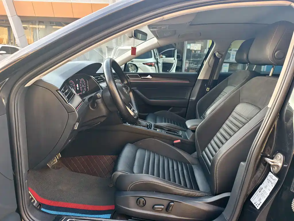 Volkswagen Magotan 2020 330TSI DSG Lead