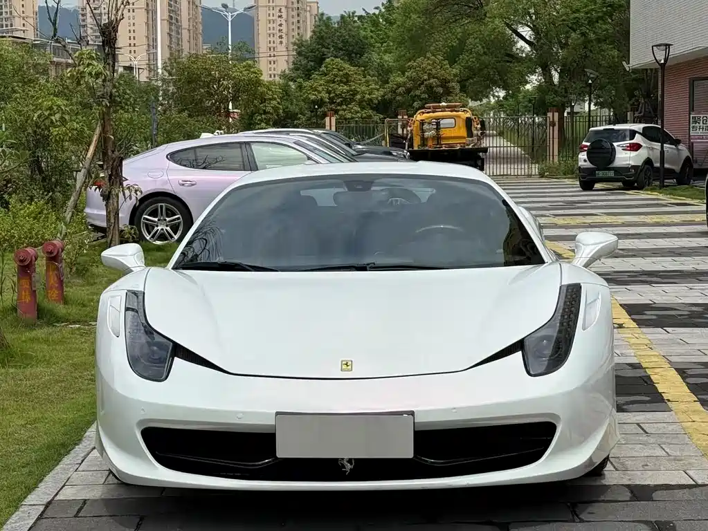 Ferrari 458 2013