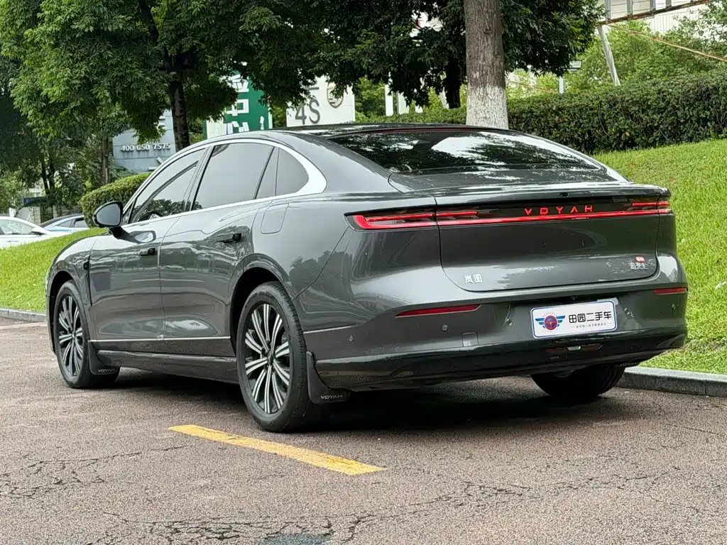 VOYAH Passion L — миниатюра 4