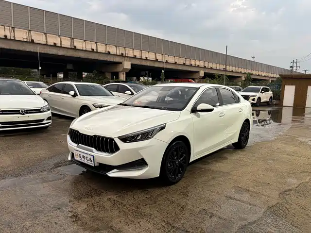 KIA  K3 2021