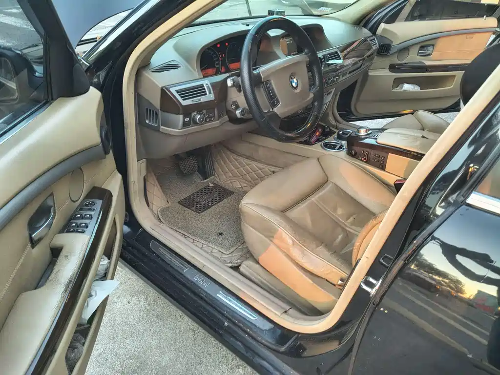 BMW 7 Series 7 2005 740Li