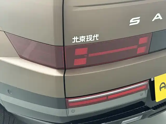 Hyundai Santa Fe — миниатюра 12