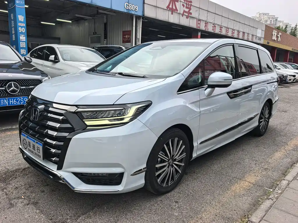 Honda Elysion 2023