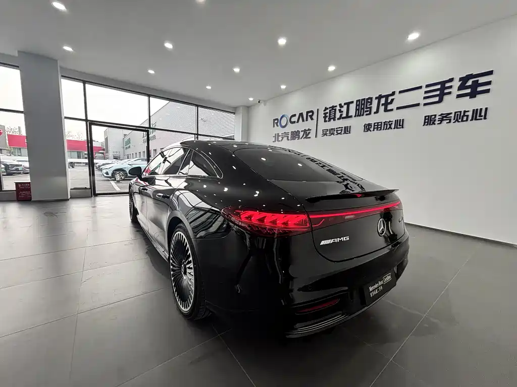 MERCEDES-BENZ EQS AMG