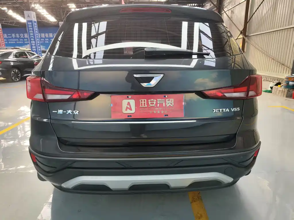 JETTA VS5