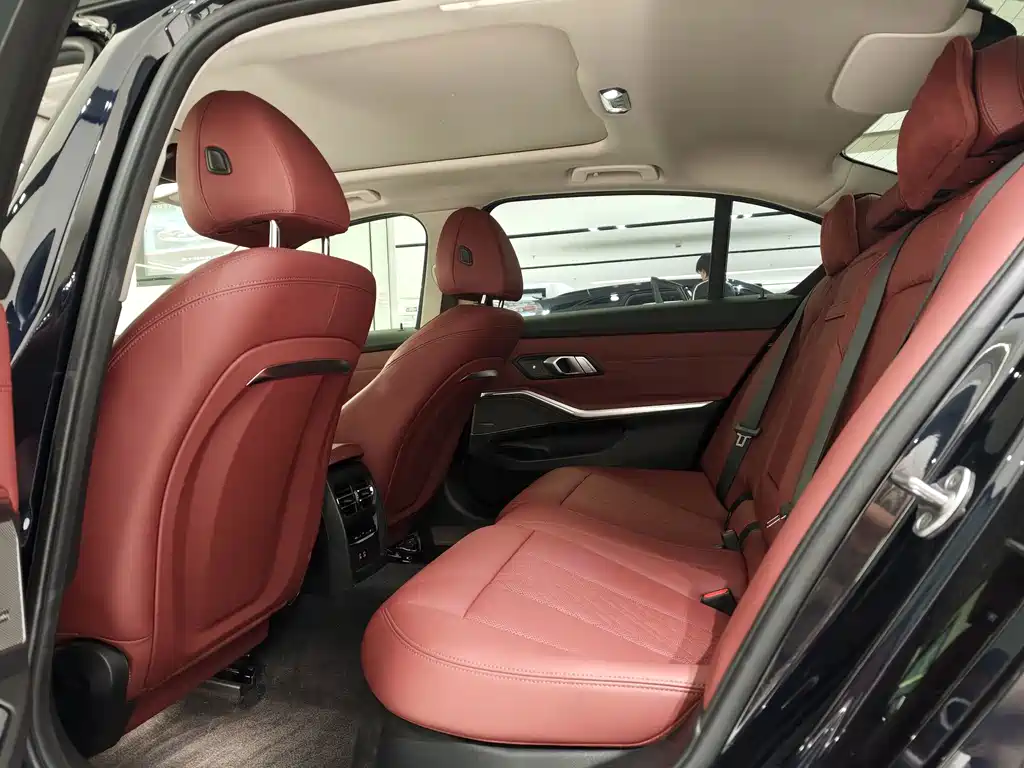 BMW 3 Series — миниатюра 5