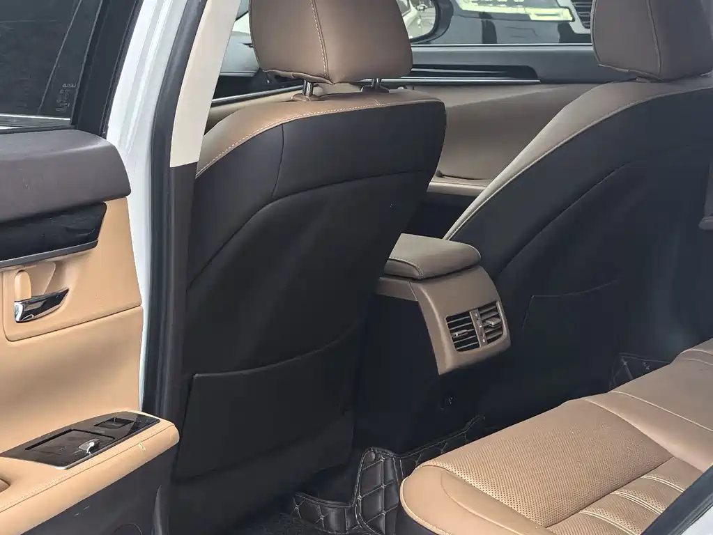Lexus ES — миниатюра 5
