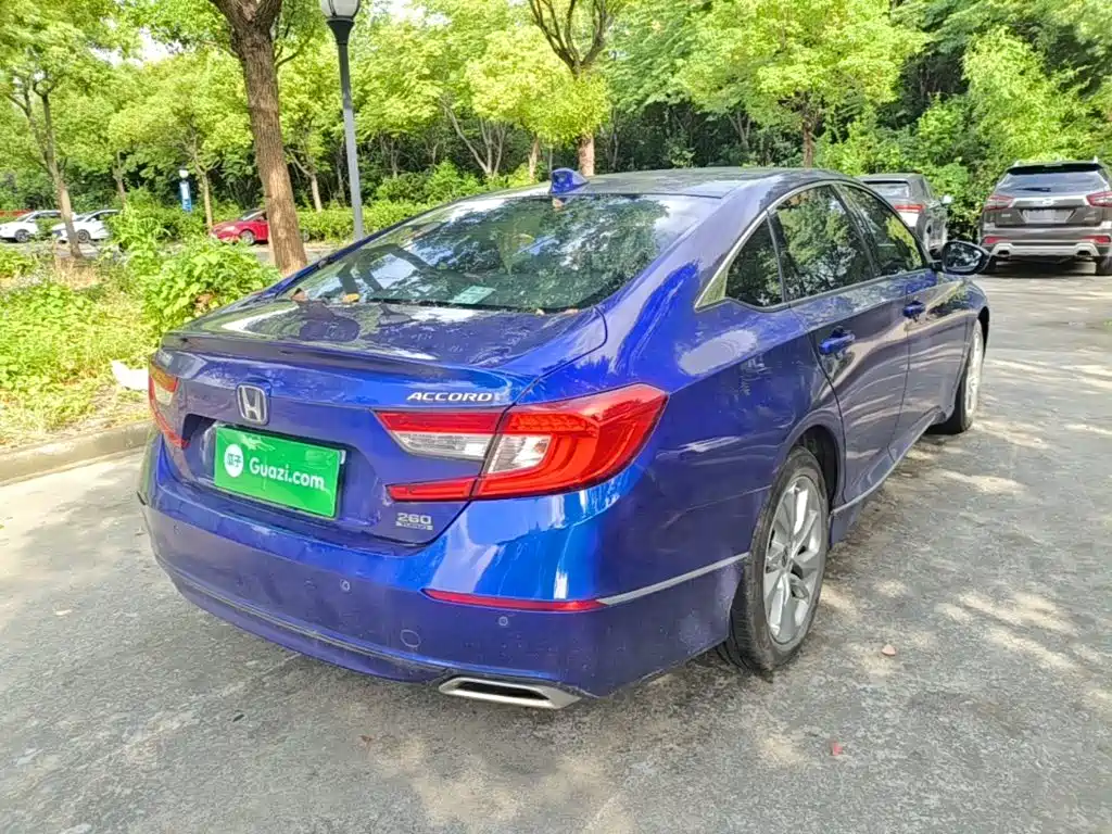 Honda Accord — миниатюра 7