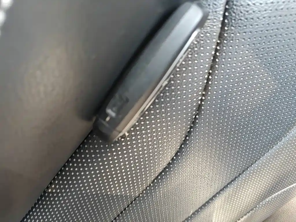 Geely Emgrand — миниатюра 9