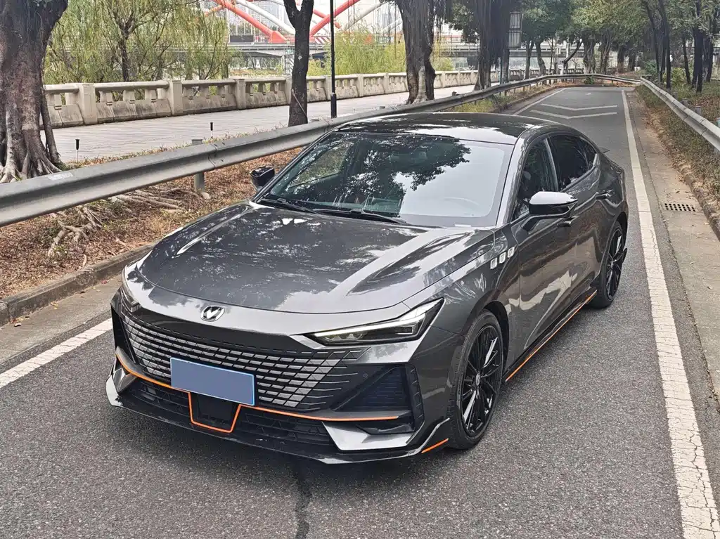 Changan UNI-V 2022
