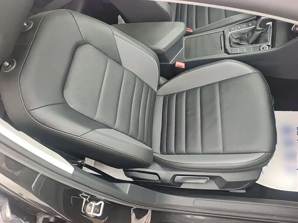 Volkswagen Sagitar — миниатюра 25