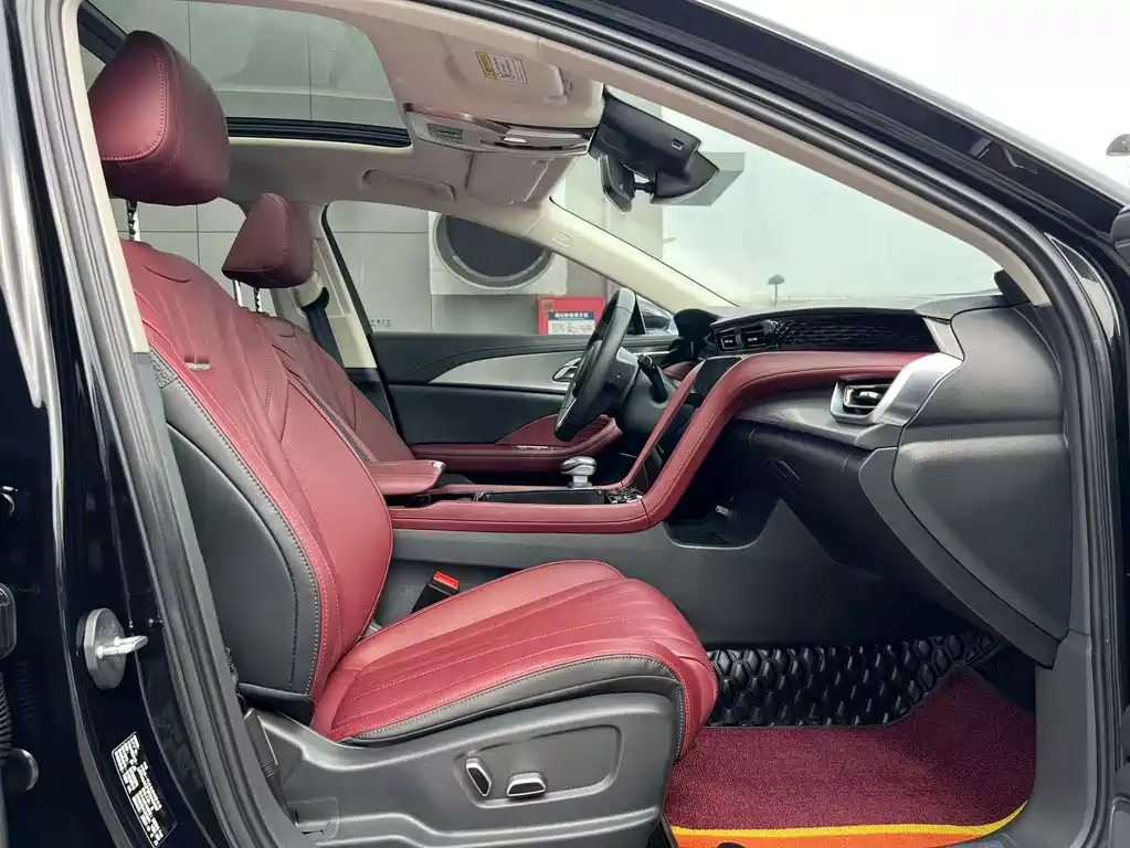 Hongqi Hongqi H5 — миниатюра 18