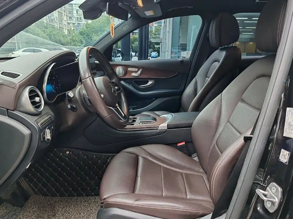 Mercedes-Benz GLC — миниатюра 14