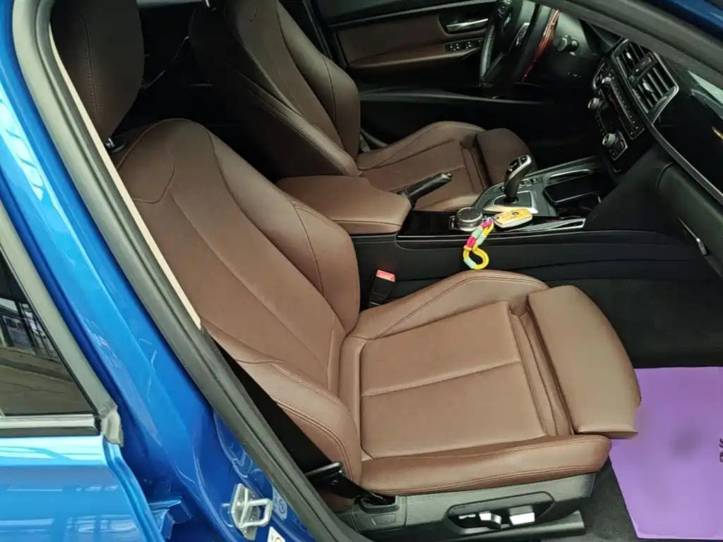 BMW 3 Series — миниатюра 25