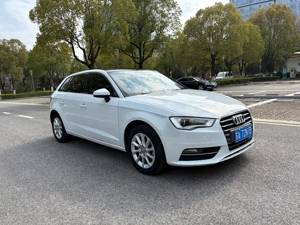 Audi A3 2014 Sportback 35 TFSI AT