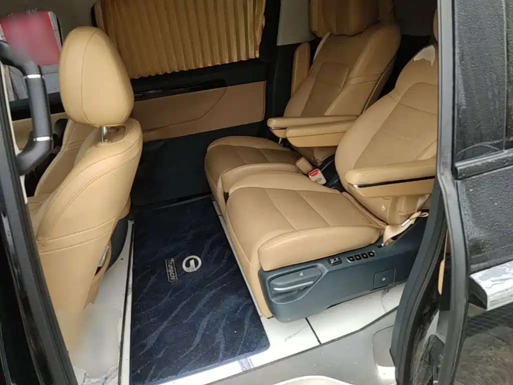 GAC Motor Trumpchi E8 PHEV — миниатюра 17