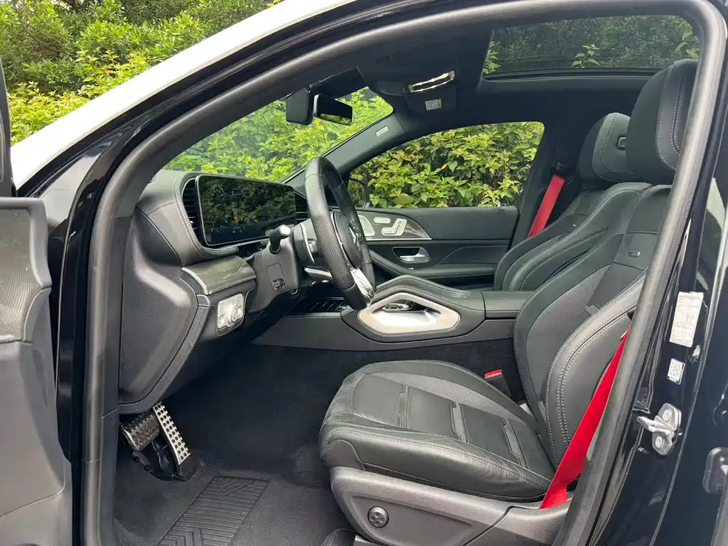 Mercedes-Benz GLE Coupe AMG — миниатюра 10