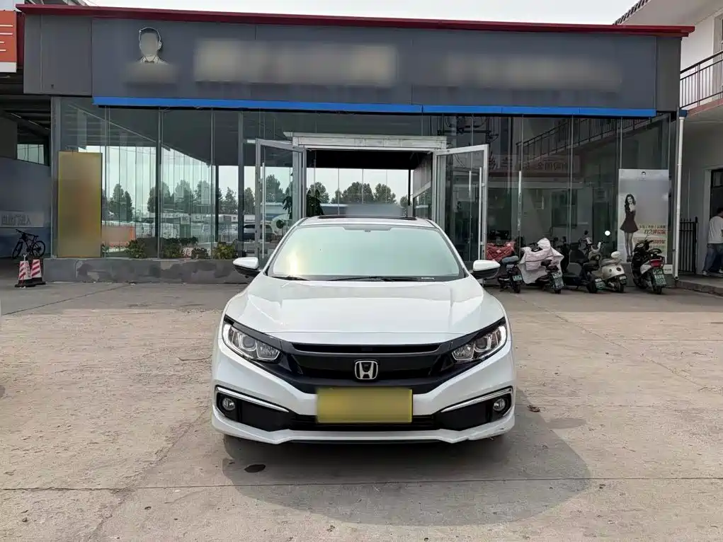Honda Civic — миниатюра 8
