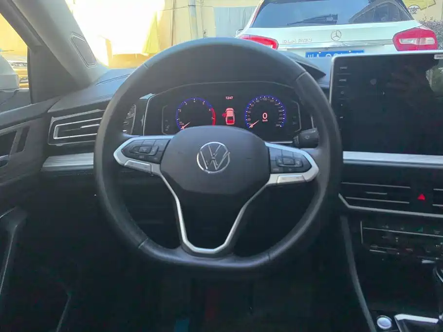Volkswagen Sagitar — миниатюра 15