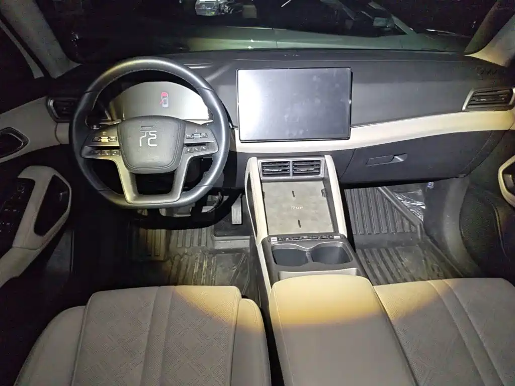 BYD Yuan UP — миниатюра 10