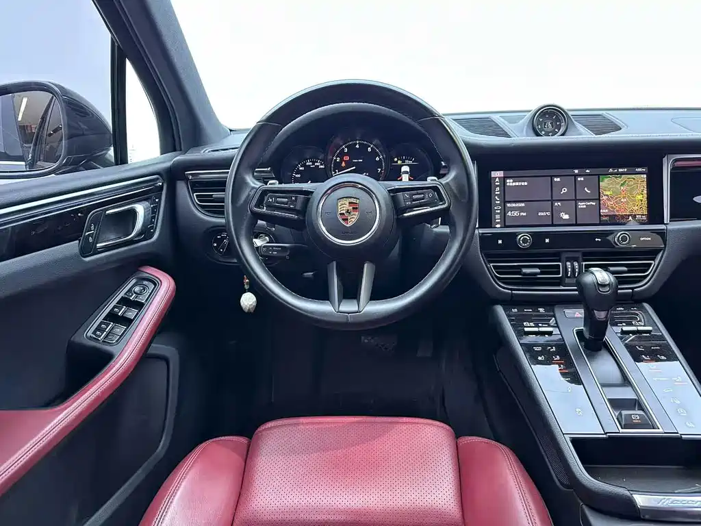 Porsche Macan — миниатюра 6