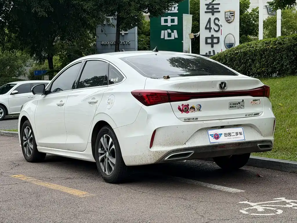 Changan Eado — миниатюра 4