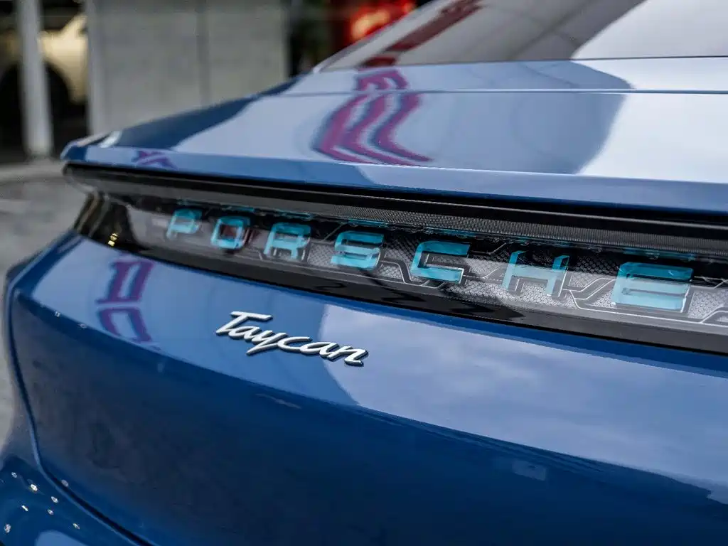 Porsche Taycan — миниатюра 14