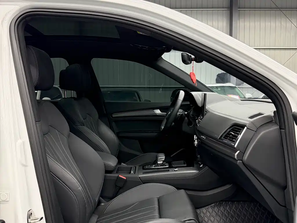 Audi Q5L 2023 40T Luxury