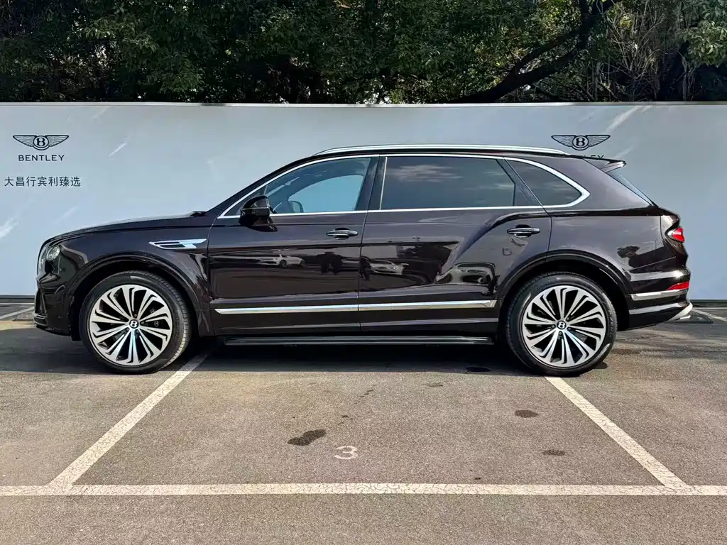 Bentley Bentayga — миниатюра 3
