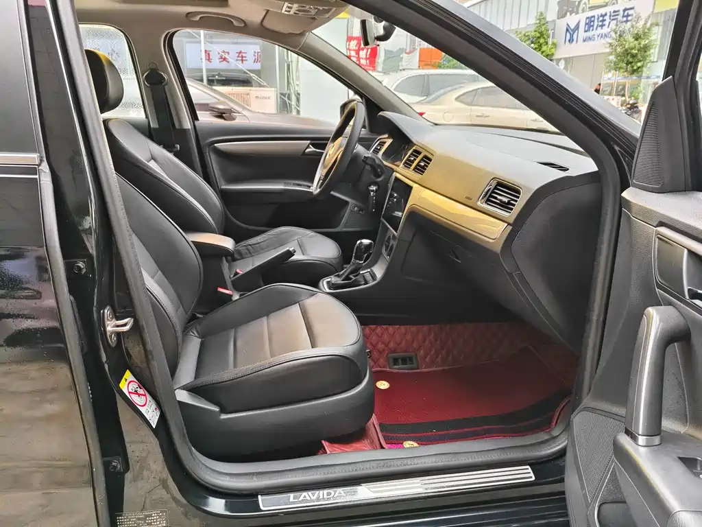 Volkswagen Lavida — миниатюра 8