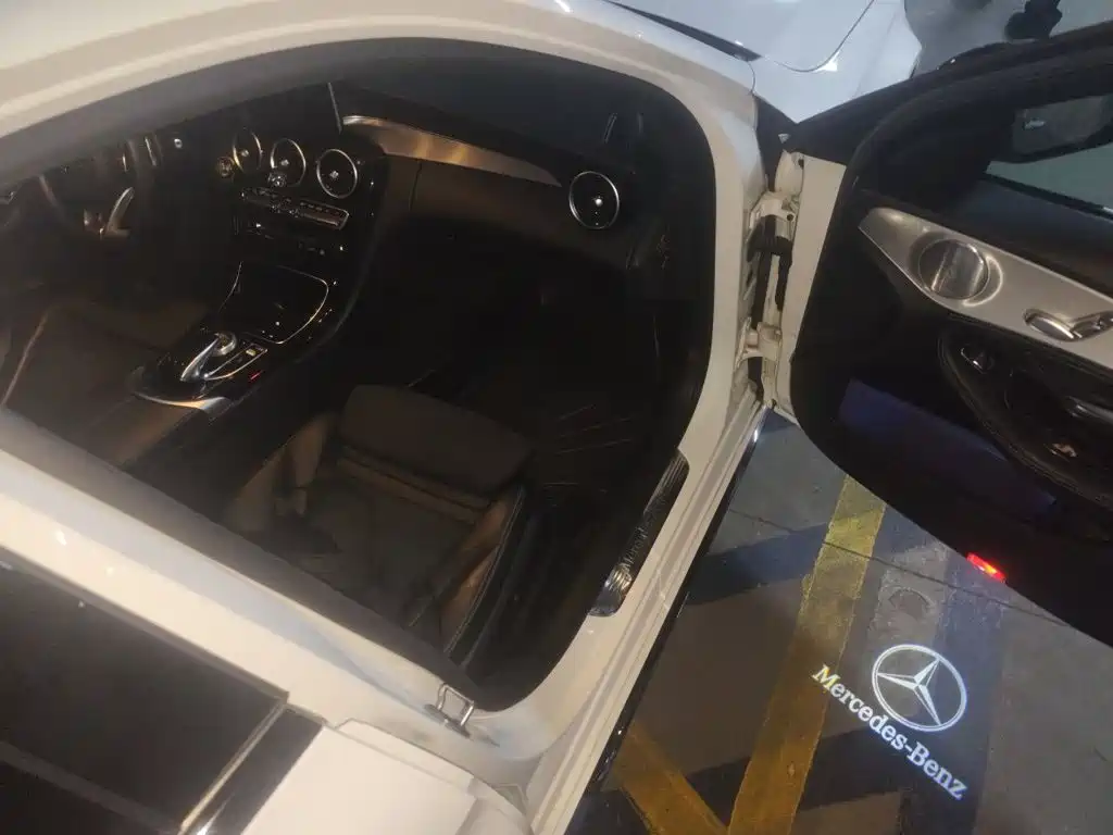 Mercedes-Benz C-Class — миниатюра 19
