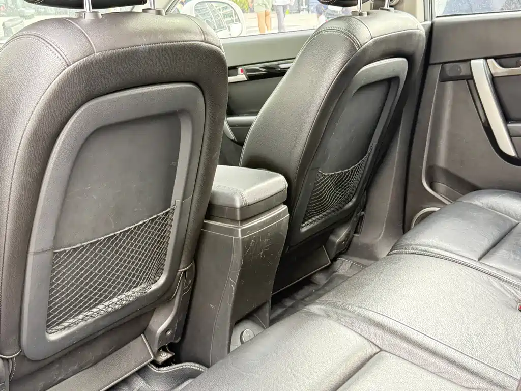 Chevrolet Captiva — миниатюра 12