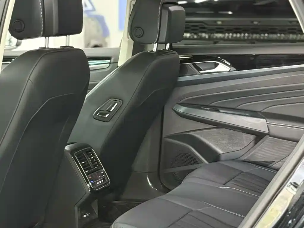 Volkswagen Passat — миниатюра 7