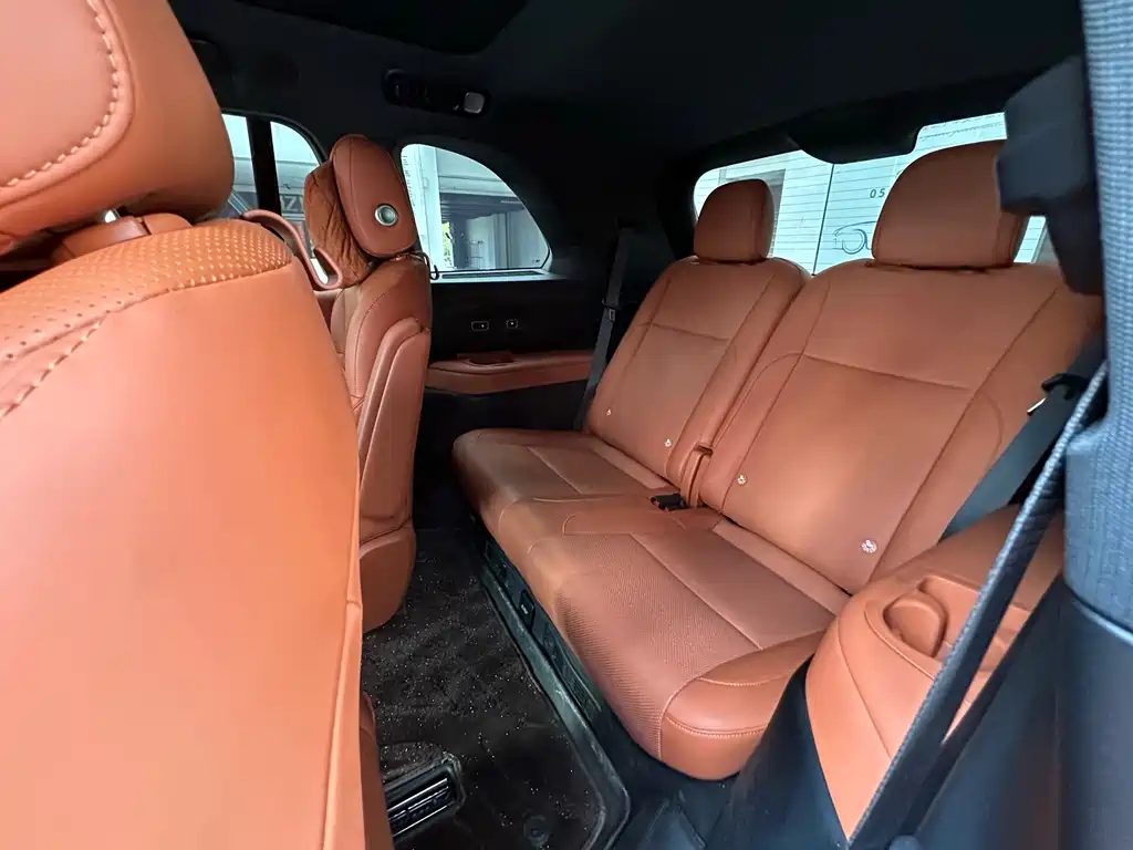 Li Auto Li L8 — миниатюра 10