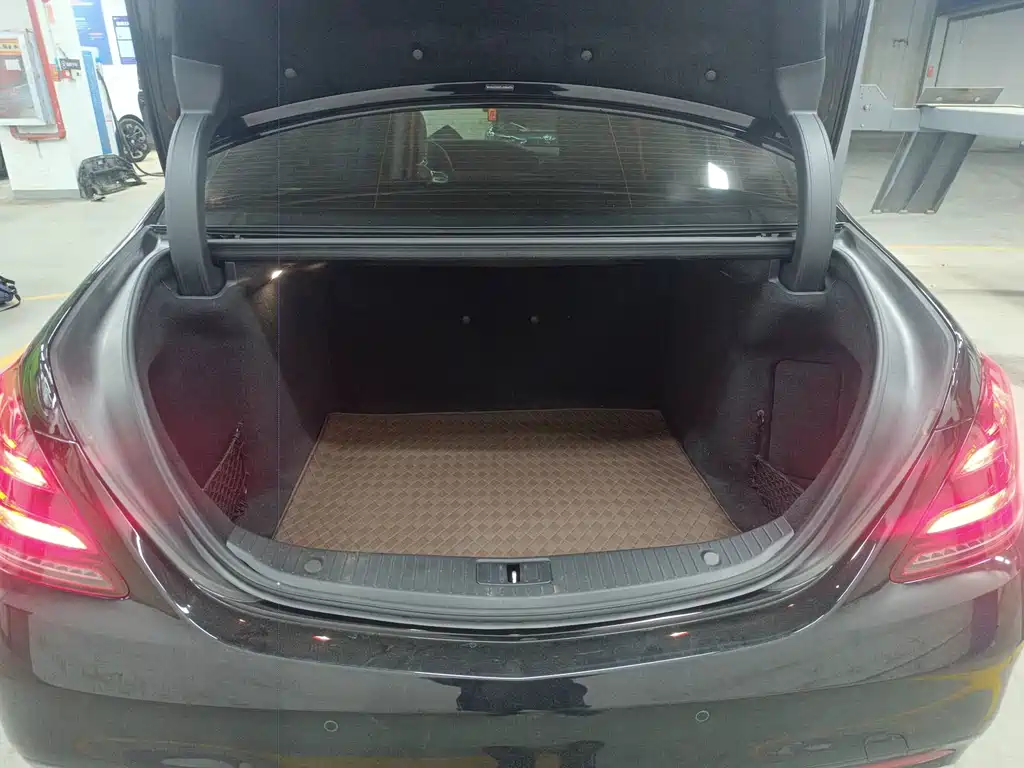 MERCEDES-BENZ S CLASS