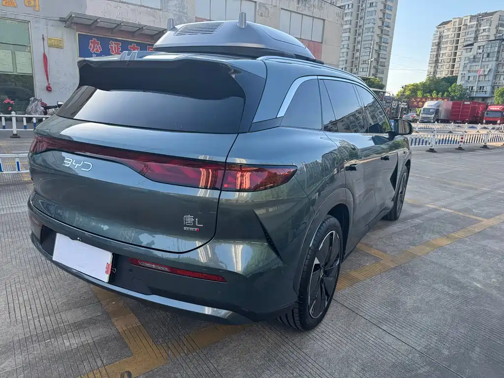 BYD Tang L L 2025 DM 175KM